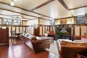 Luxury 6600 sq.ft Stunning Home/Sleeps 10+ - Image 4