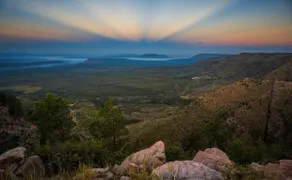 Hidden Gem Retreat in the Heart of Payson - Image 2