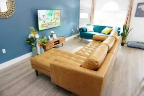 Pets Ok Boho Bungalow 10mins 2 Beach Wpool Table - Image 4
