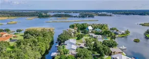 Luxury Waterfront Retreat in Crystal River - Image 2
