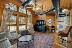 Hill Country Cabin with hot tub and dog friendly - Image 2