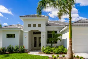 Kokomo-Modern Home with Tiki Hut - Image 2