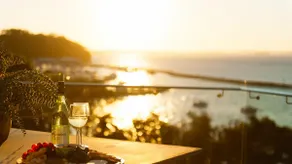 Riviera - Panoramic Water Views In The Heart Of Nelson Bay - Image 2