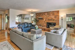 Stunning Fletcher Home: Hot Tub + Fire Pit! - Image 4