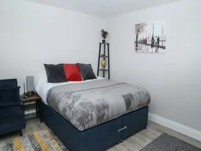 StayZo - Crofton Park - Central London refurbished Studio - Image 3