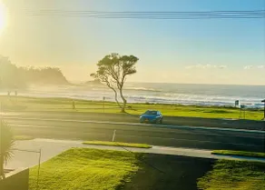 Malua Bay Beach house managed by Batemans Bay Accom - Image 3