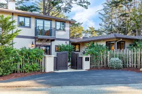 Pacific Retreat: Beautiful 3 Bedroom 2 Bonus Rooms/Generator/Hot Tub - Image 4