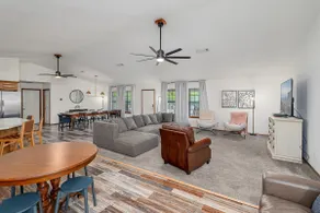 4Bdrm Walk to Beach Firepit Ping Pong Texoma - Image 4