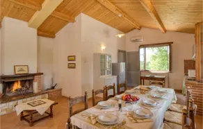 Schönes Haus in San Vito in Monte - Image 3