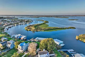 Bethel Island Sanctuary w/ Dock & Boathouse - Image 2