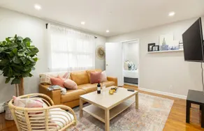 Bright&Comfy 2bed/1ba in quiet White Plains duplex - Image 5