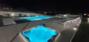 Sunrise Villa - Image 2