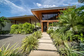 CUSTOM HOME - JUST STEPS TO THE BEACH IN RELAXING PLAYA PELADA - Image 3