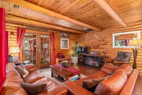 Merry Cabin - Image 3