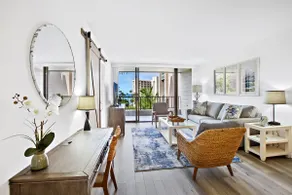Steps to the beach, meals on the lanai, Paradise - Image 3