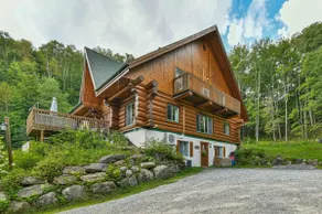 11 bedroom Chalet Tremblant Spa - 8 Min to Village - Image 2