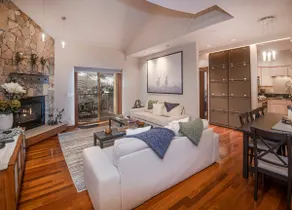 Airy Townhome in Vail w/ Beautiful Views, Modern Decor, Free bus shuttle. VP7 - Image 2