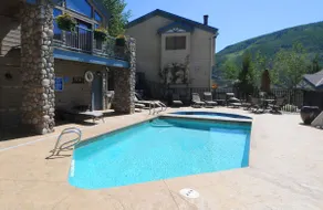 Airy Townhome in Vail w/ Beautiful Views, Modern Decor, Free bus shuttle. VP7 - Image 5