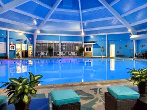 Lake Retreat | Sauna, Hot Tub, Pool & Game Rm - Image 2