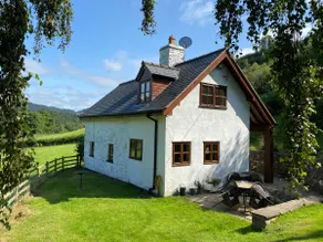 Tan Y Garth Cottage - Image 2