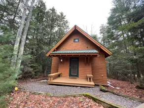 Still Life Cottage @ Brickyard Creek, Bayfield - Image 2