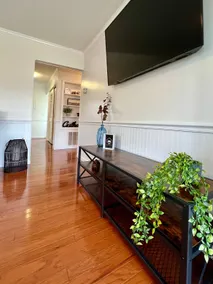 Campus Cottage - Image 3