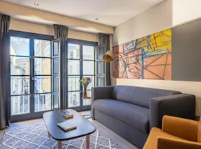 Home Art Apartments Soho - Image 2