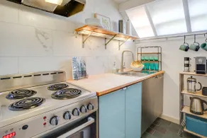 2 Mi to Dtwn: Boston Apartment Near Beaches! - Image 2