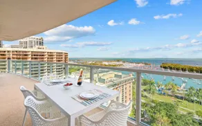 World Cup Base | Grove Suite + Bay Views - Image 2