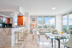 Moderne Residenz mit erstklassigem Zugang zu Coconut Grove - Image 5