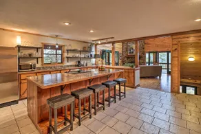 Piney Bluff Retreat with Mountain Views! - Image 2