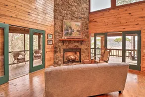 Piney Bluff Retreat with Mountain Views! - Image 5