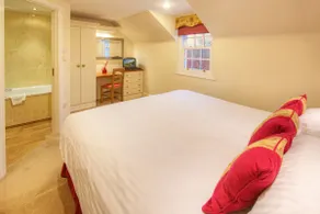 Police House Cottages (2 Bedroom) - Image 2