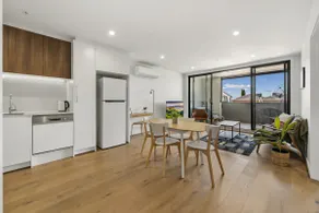 Especially comfortable and clean. 5G wifi. Tram. 6km to CBD. Fully furnished apartment. Chinese communication. - Image 2