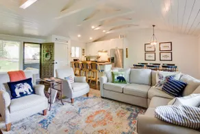 High-End Sapphire Retreat on Fairfield Lake! - Image 2