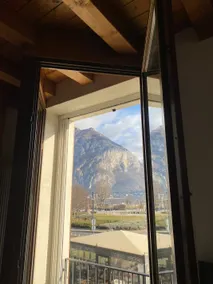 COZY LAKE COMO APARTMENTS - Image 4
