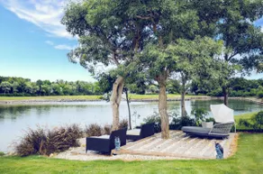 Hacienda 51: Serene lakefront & golf view villa w/ staff & golf cart - Image 4