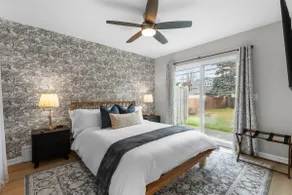 Cozy 1BR by Downtown Mt.Clemens | Hollywood Suites - Image 2
