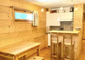 Charming Apartment With Swimming Pool - Image 4