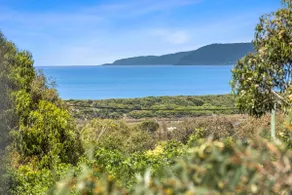 Aireys Sunset Beach House - A Stunning View home - Image 4