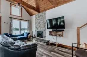 Elysium Private Waterfront Escape - Image 3