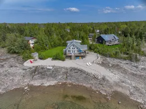 Elysium Private Waterfront Escape - Image 2