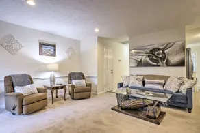 Modern Townhome w/ Deck & Golf Course Views! - Image 5