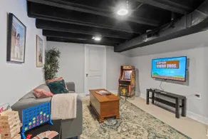 Spacious 3BR Near Art Museum Patio Gameroom - Image 5