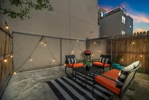 Spacious 3BR Near Art Museum Patio Gameroom - Image 3