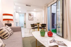 Beautiful one bedroom apartment  in the heart of Seville. Feria I - Image 2