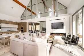 Private Heated Pool, Hot Tub and Beach! - Image 2