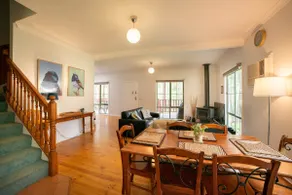 ”Pinnacle Retreat” by Halls Gap Accommodation - Image 4