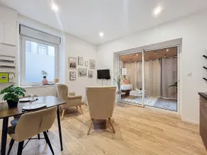 Tibidy Beautiful downtown apartment station - Image 4