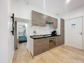 Tibidy Beautiful downtown apartment station - Image 5